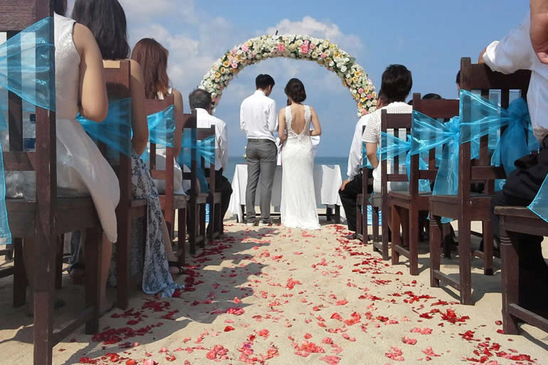 kedonganan beach bali